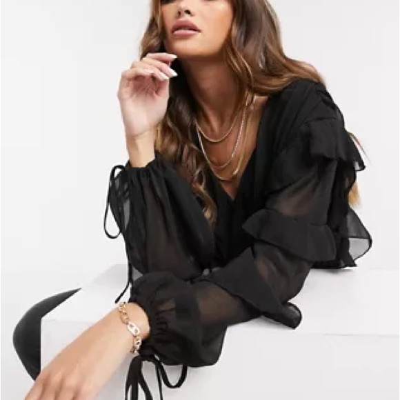 Missguided peplum blouse with frill hem in peach - Picture 4 of 4